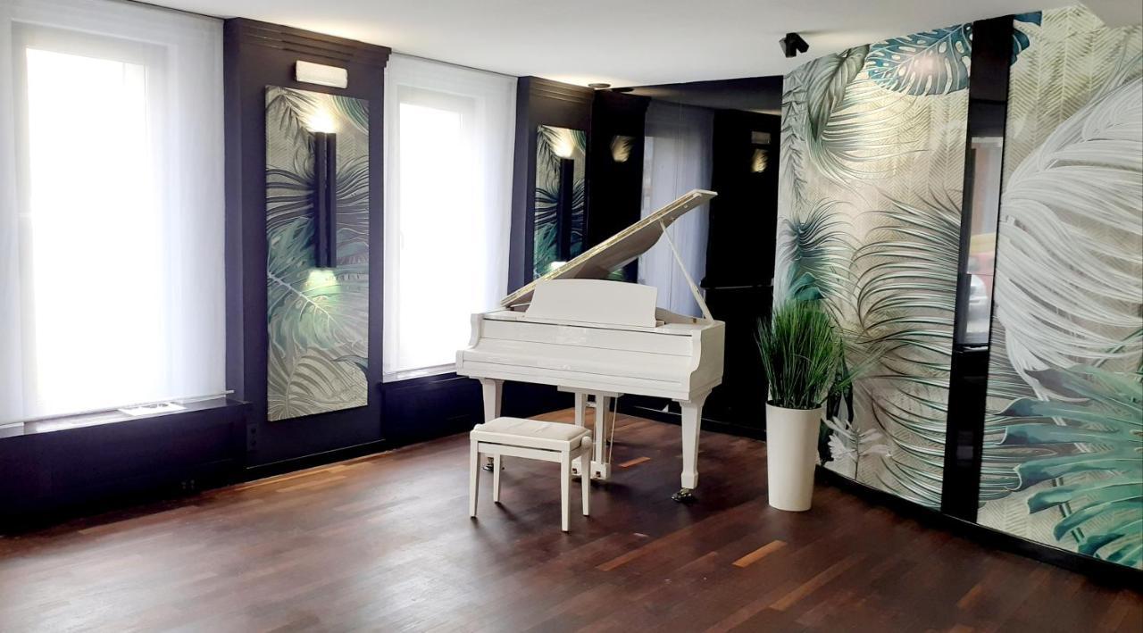 Arena & Wellness Hotel 3*