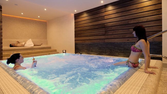 Arena & Wellness Hotel